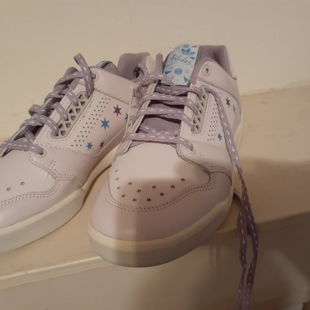 Adidas - Picture 3 of 4